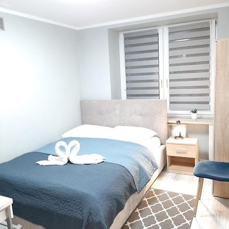 Apartamenty I Pokoje Centrum Pilsudskiego Bialystok Luaran gambar