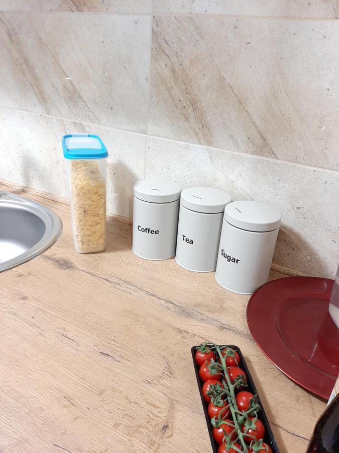 Apartamenty I Pokoje Centrum Pilsudskiego Bialystok Luaran gambar