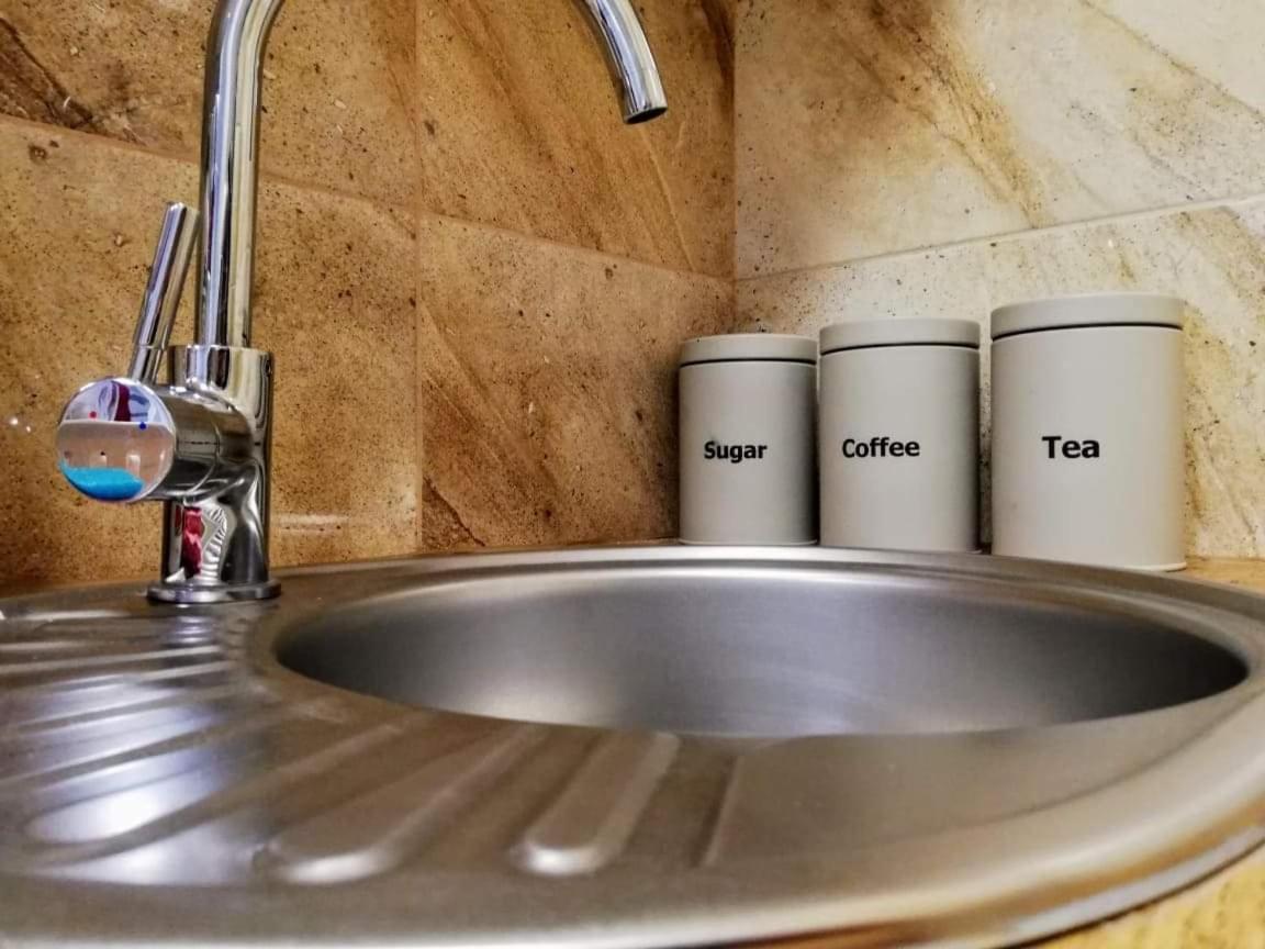 Apartamenty I Pokoje Centrum Pilsudskiego Bialystok Luaran gambar