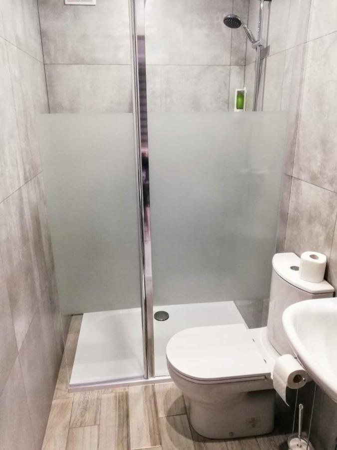 Apartamenty I Pokoje Centrum Pilsudskiego Bialystok Luaran gambar